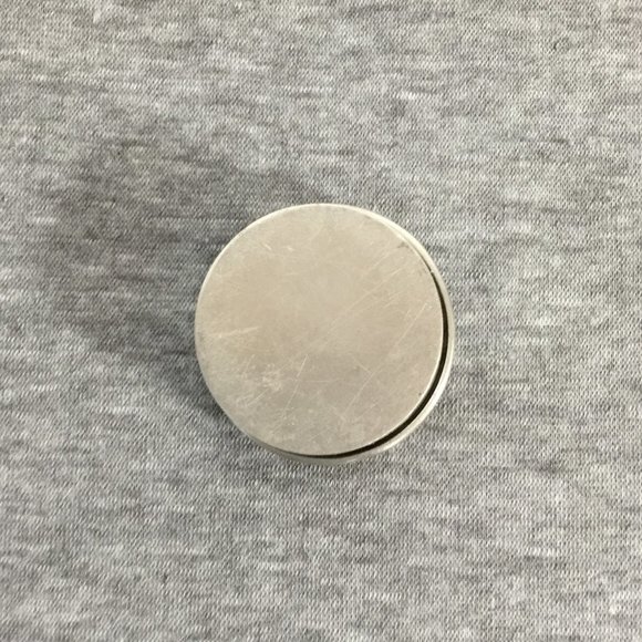 Tiny Pewter Box - Picture 4 of 4